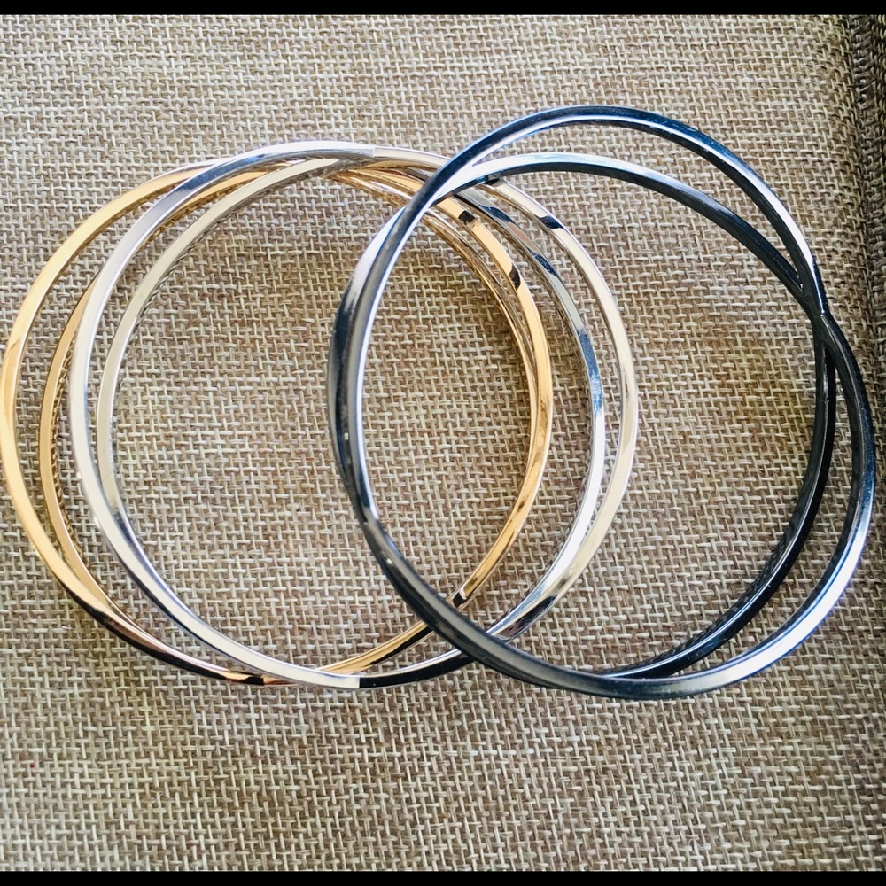 Bracelets - Picture 3 of 3